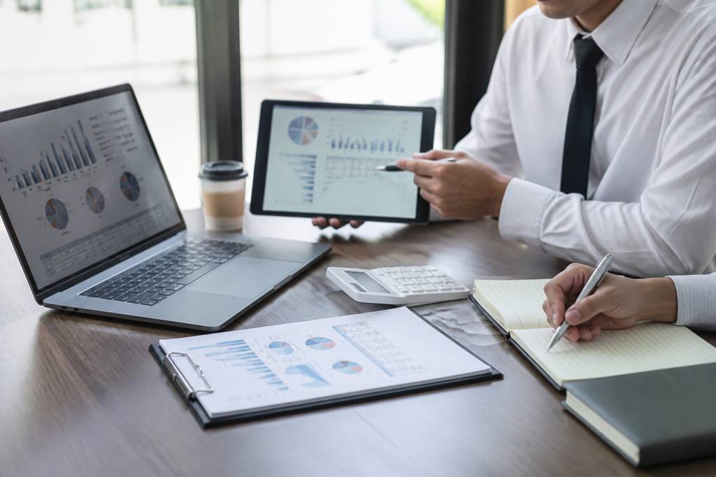 Finance et contrôle de gestion : méthodes et outils pour piloter efficacement une entreprise Finance et contrôle de gestion : méthodes et outils pour piloter efficacement une entreprise
